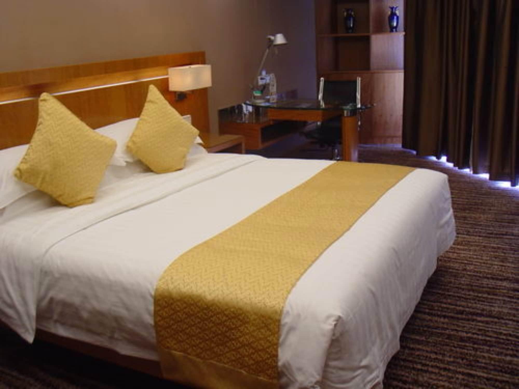Qingdao Kuaitong International Hotel Экстерьер фото