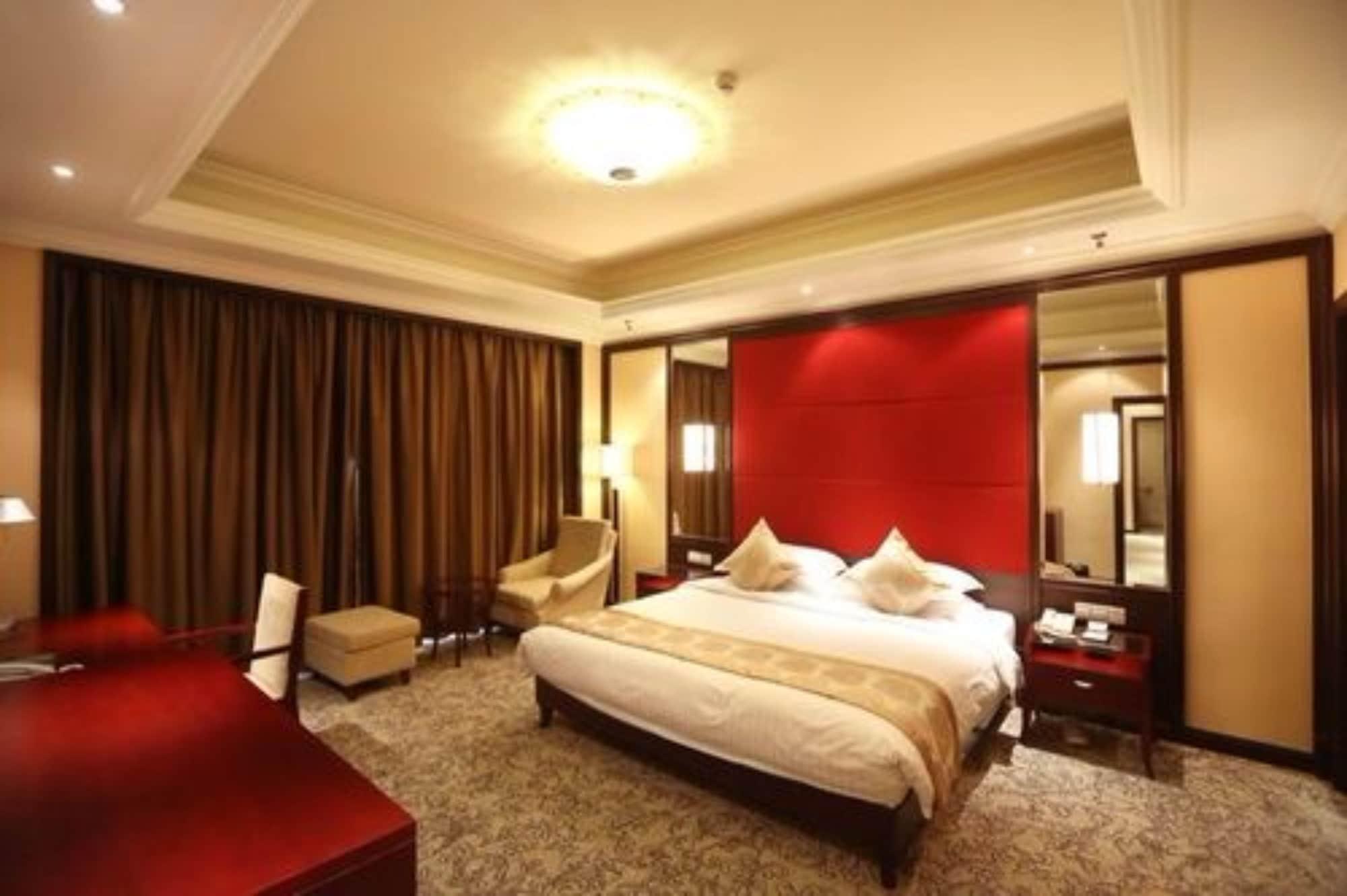 Qingdao Kuaitong International Hotel Экстерьер фото