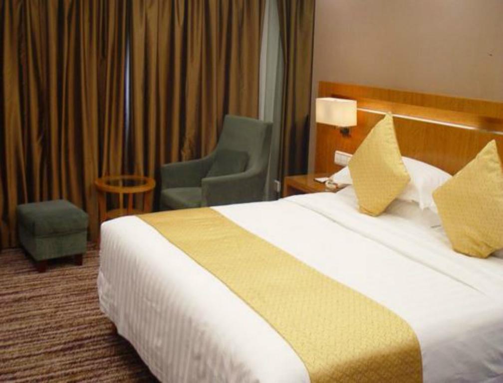 Qingdao Kuaitong International Hotel Экстерьер фото