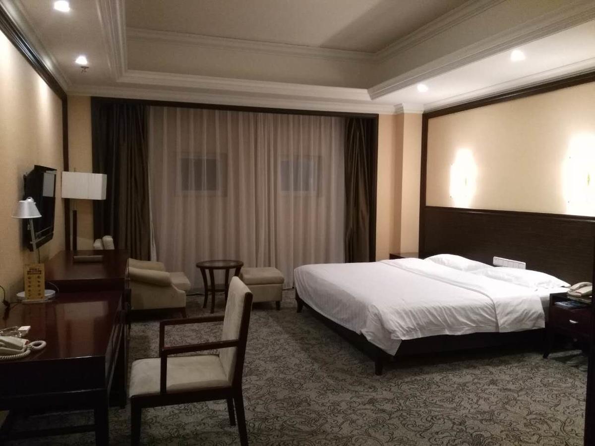 Qingdao Kuaitong International Hotel Экстерьер фото