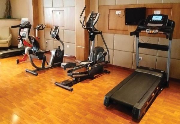 Qingdao Kuaitong International Hotel Экстерьер фото